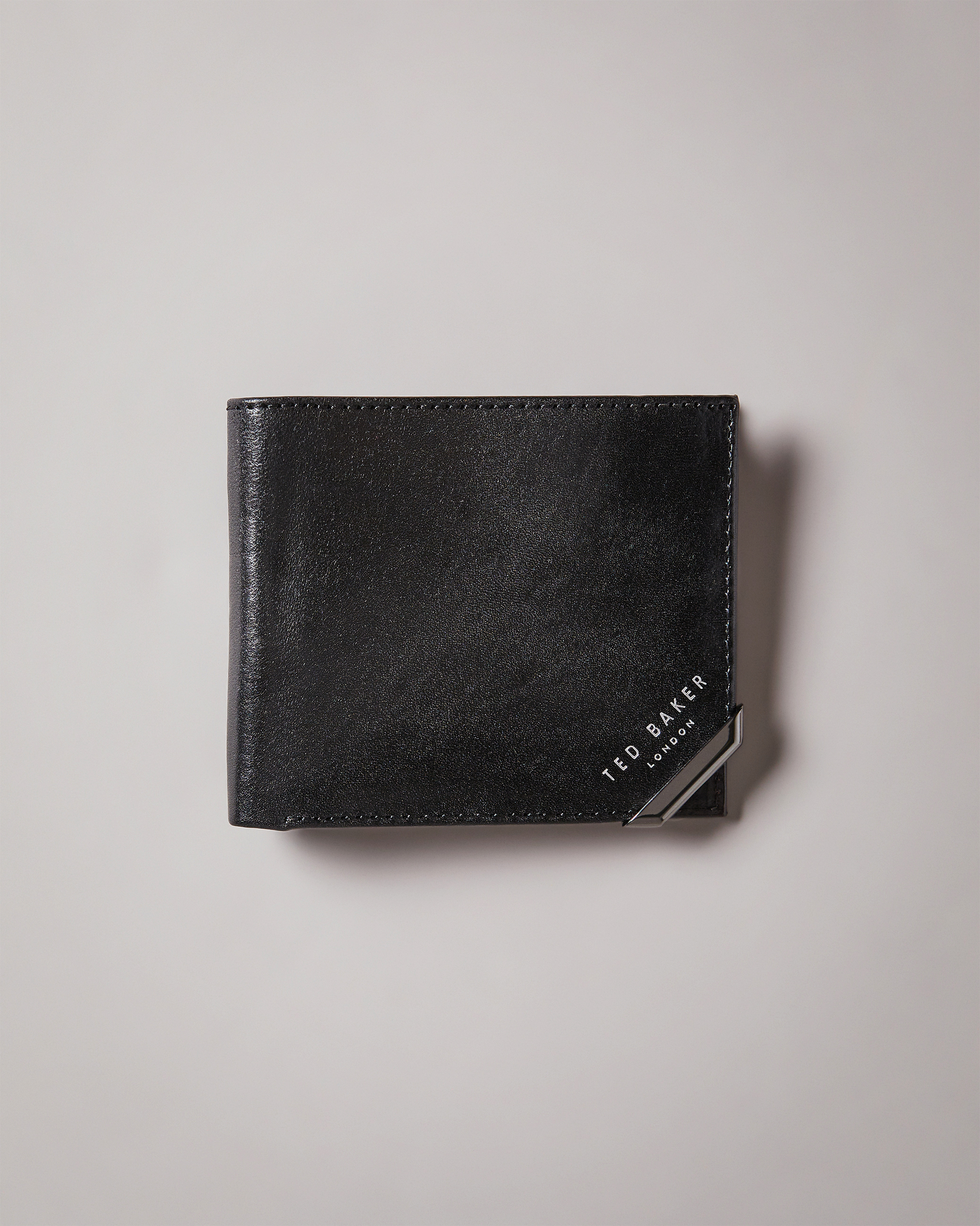 silme Başvuru sahibi dizayn  Men's Designer Wallets | Leather Wallets | Ted Baker ROW