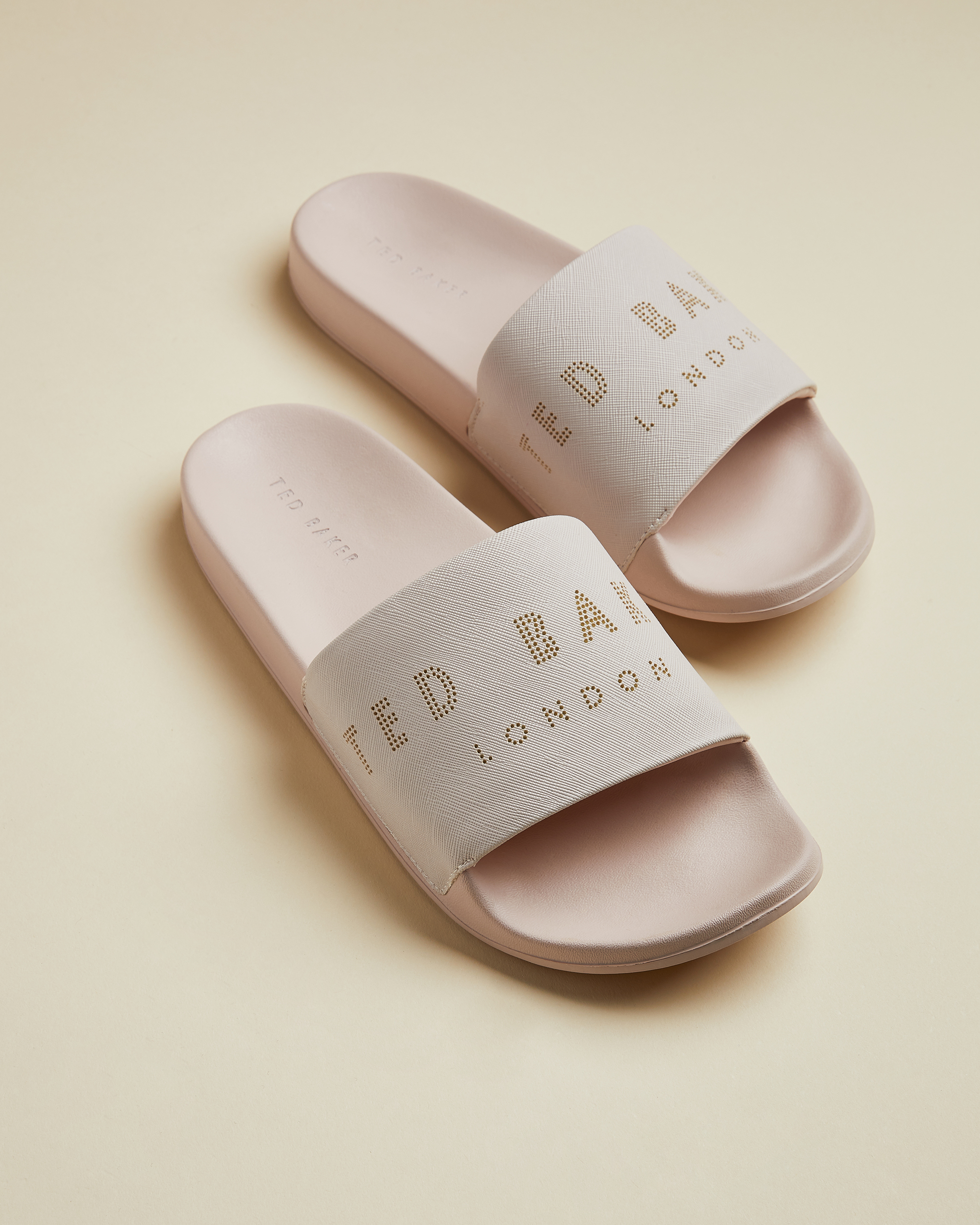 Branded sliders - Pink | Flip Flops 