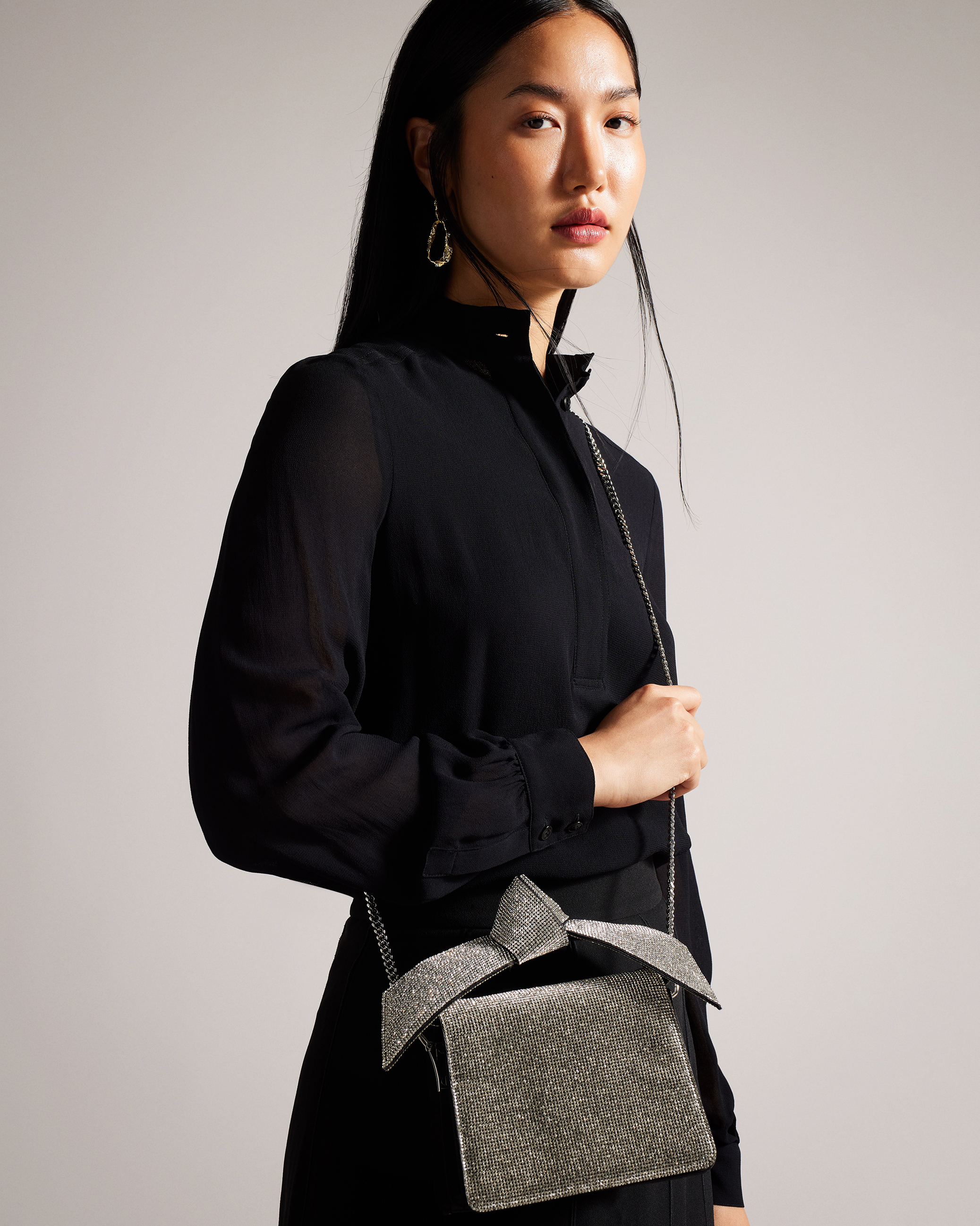 Shop the Latest Ted Baker Bags in the Philippines in November, 2023