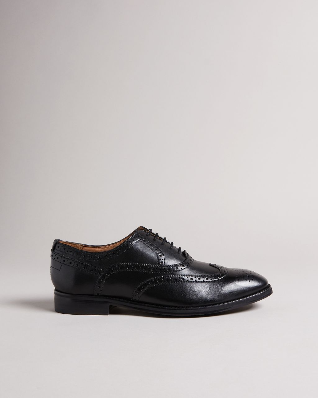 Ted Baker Men's Formal Leather Brogue Shoes in Black, Amaiss