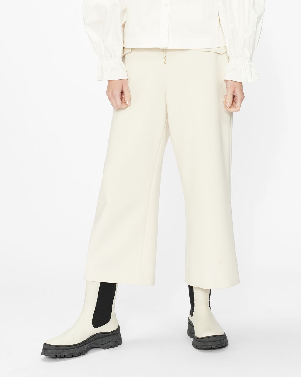 Cropped Soft Flare Trouser
