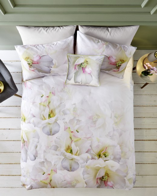 Gardenia Cotton King Size Duvet Cover Navy Bed Linen Ted