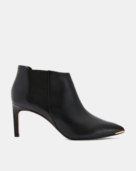 Leather pointed ankle boots - Black 