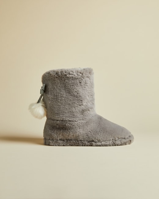 furry slipper boots uk