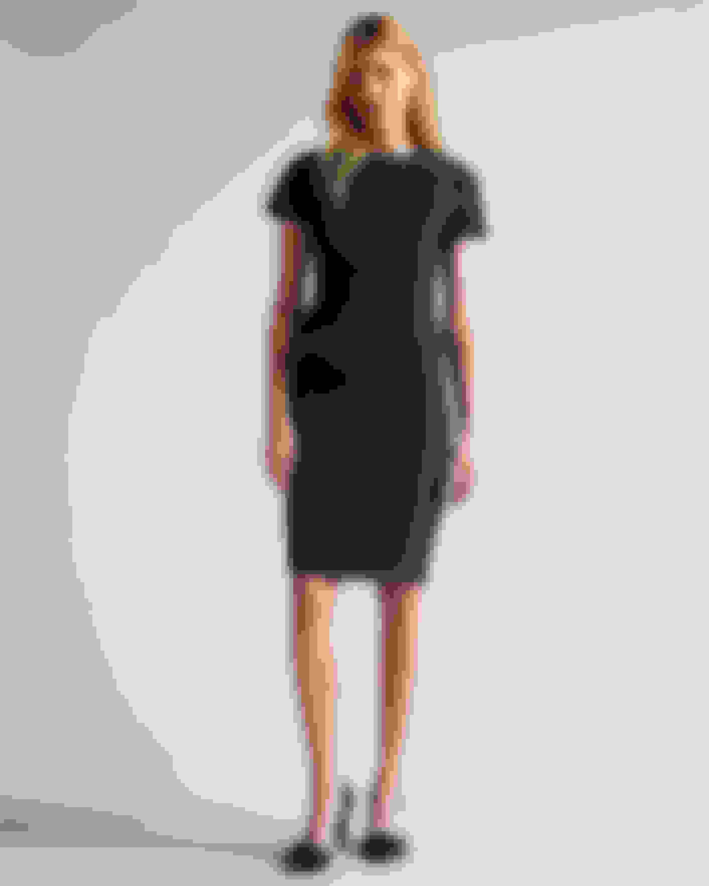 Schwarz Kleid mit asymmetrischem Schößchen Ted Baker