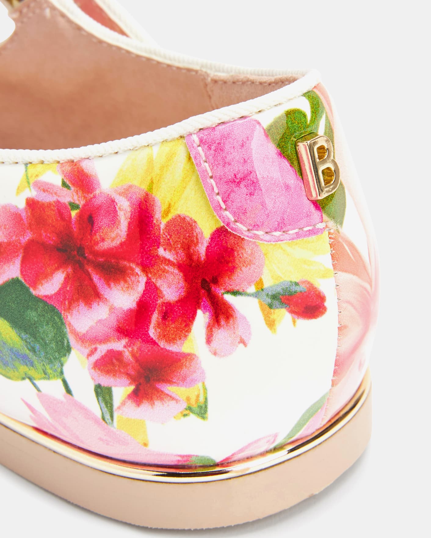 Weiß Schuhe mit Schleifen- & Blumendetail Ted Baker
