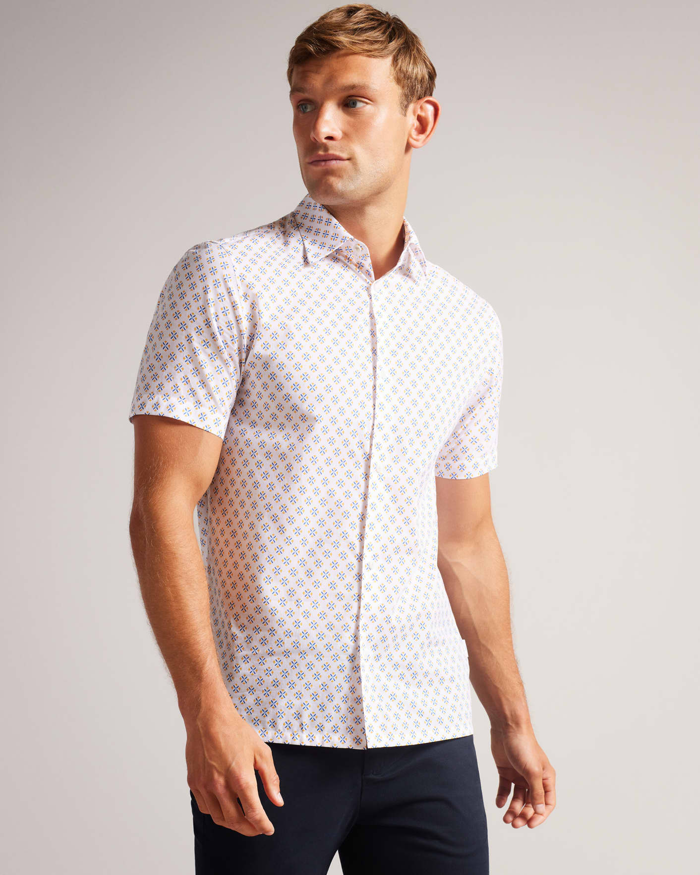 百貨店の販売  shirt pattern sleeve short 