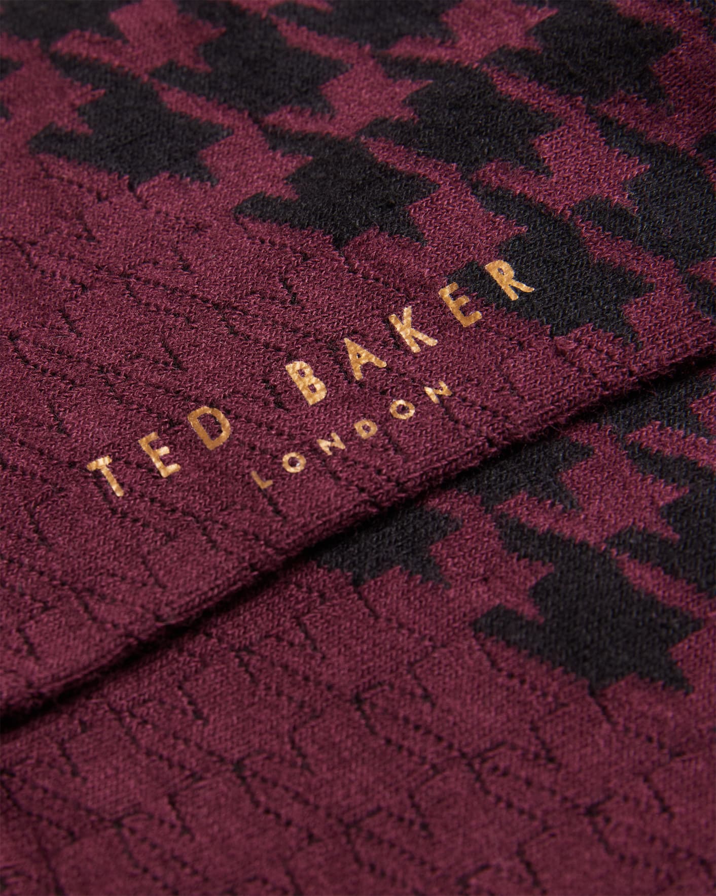 Dark Red Dog Tooth Pattern Socks Ted Baker