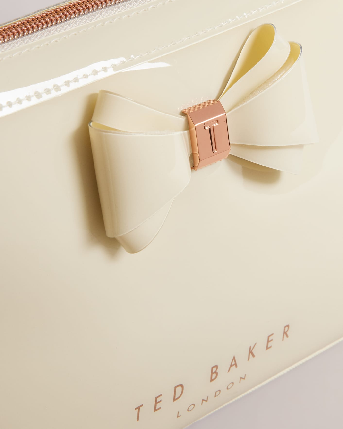 Ivory Curved Bow Wash Bag Ted Baker