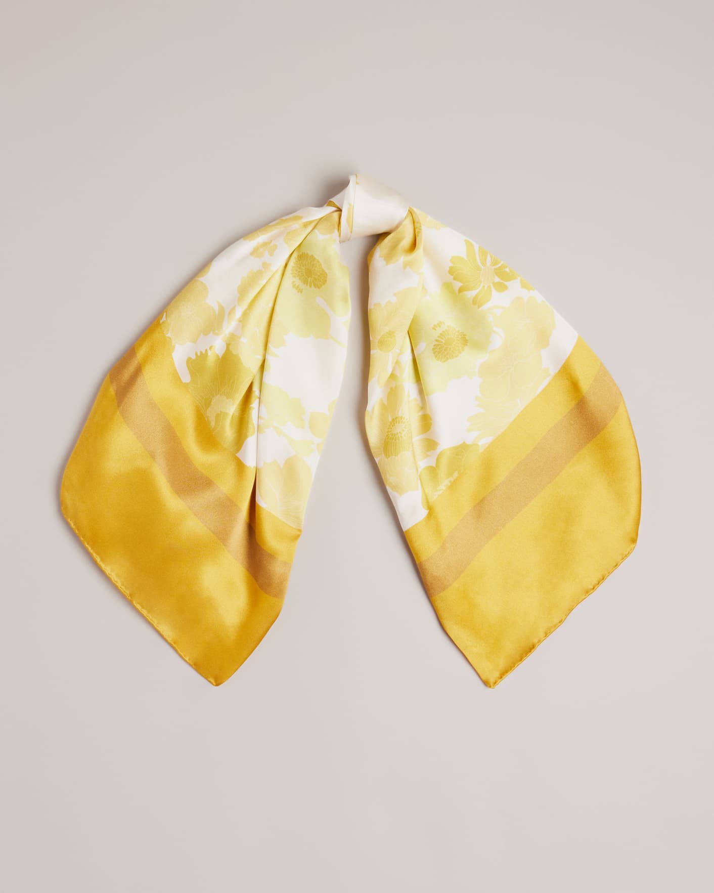 Amarillo claro Pañuelo Seda Estampado Floral Monocromático Ted Baker