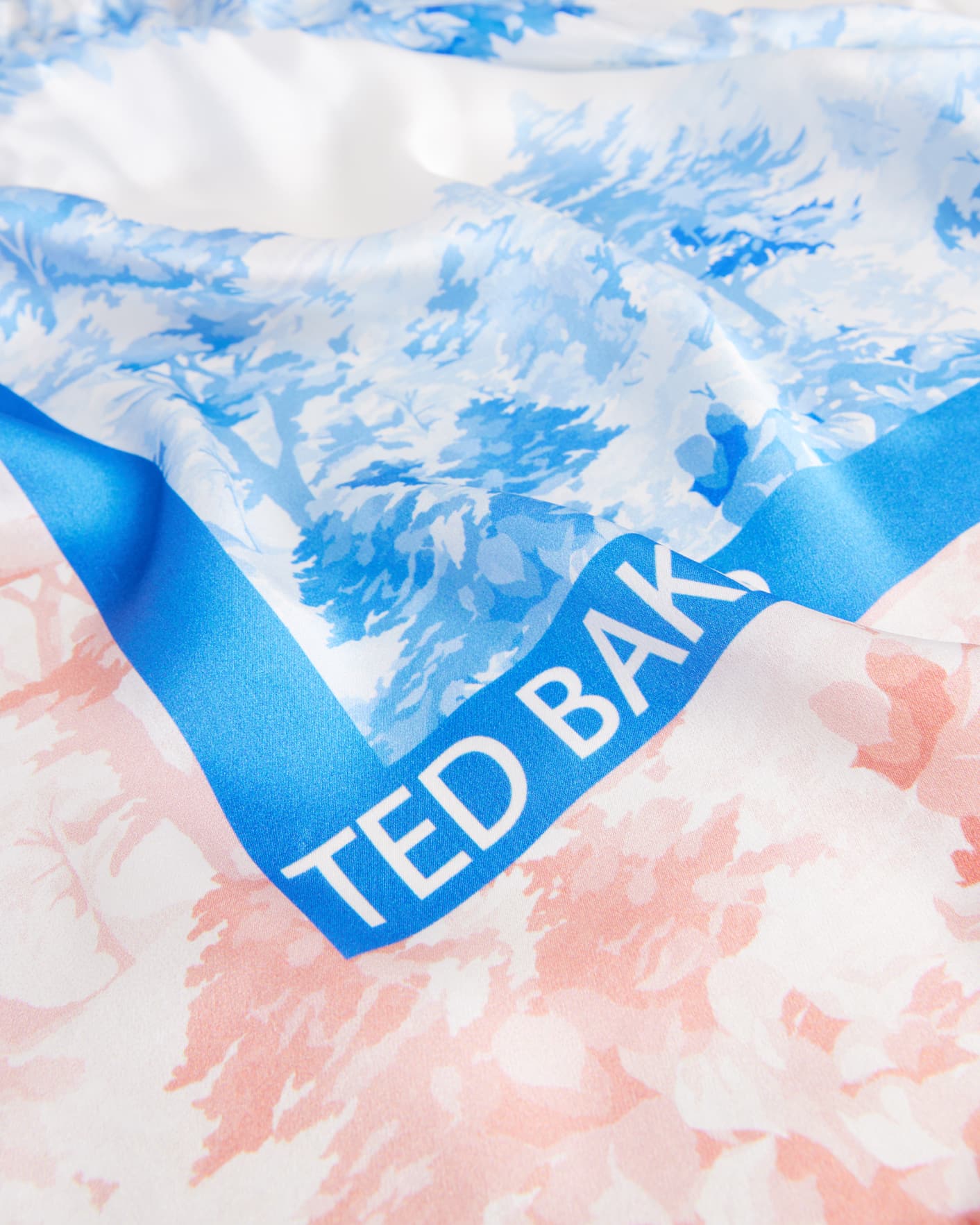 Azul intermedio Pañuelo Seda Estampado Toile de Jouy Ted Baker