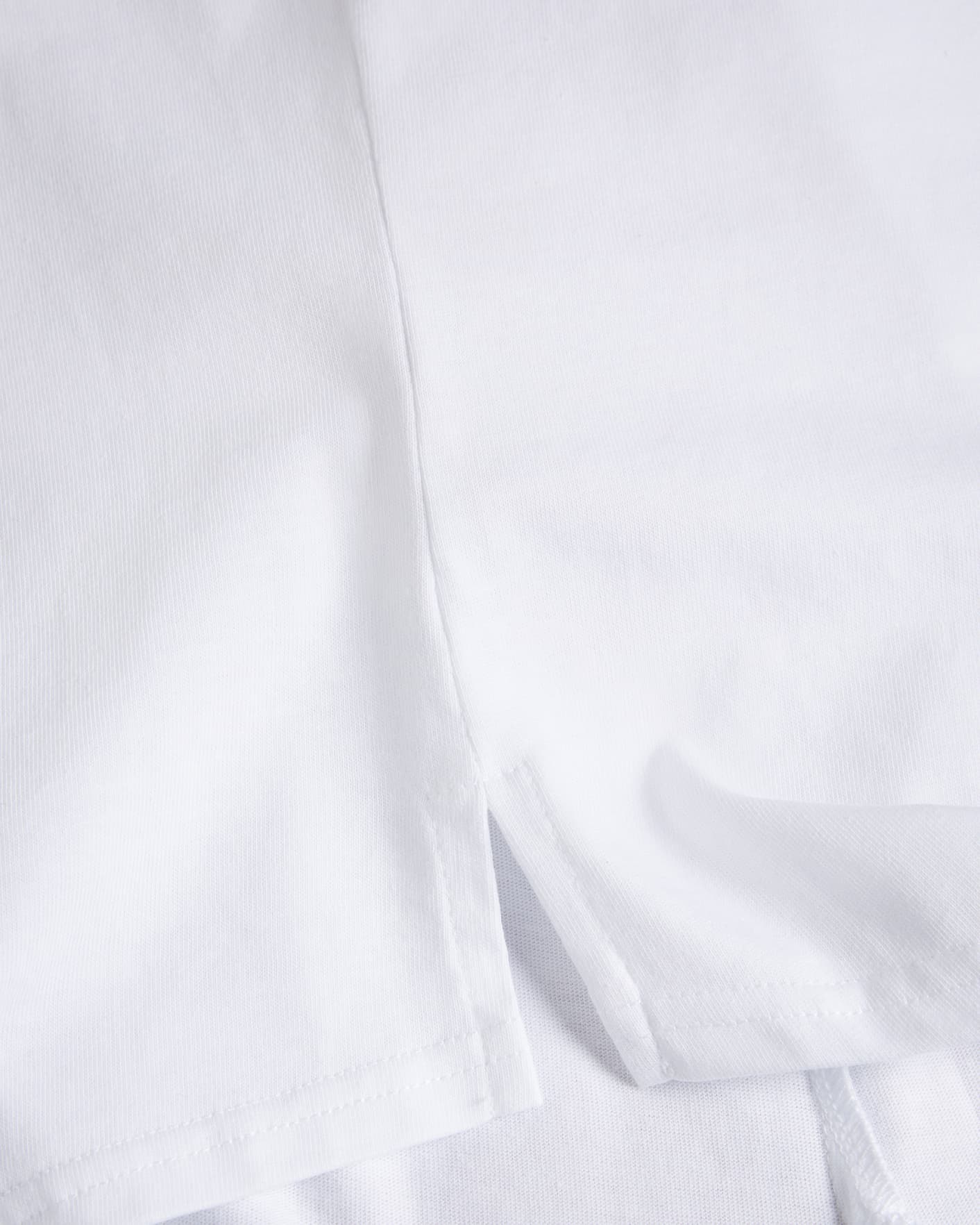 Blanc Tee-shirt avec magnolia en perles brodées Ted Baker