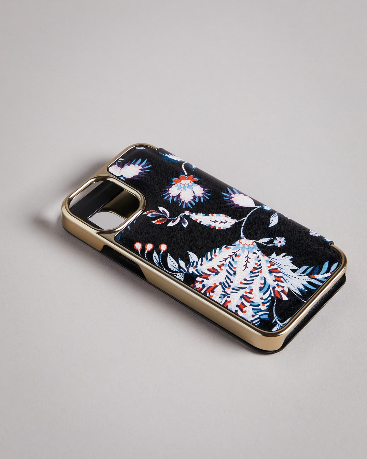 Femme Accessoires Étuis et coques de téléphone Coque à rabat pour iPhone 13 Mini avec miroir motif Spiced Up Ted Baker en coloris Noir 
