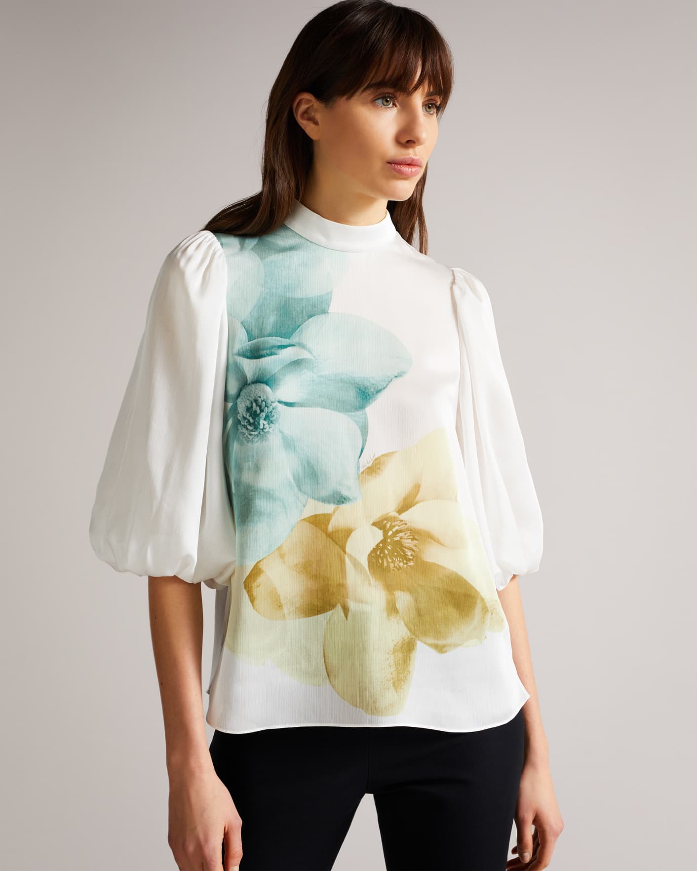 White Top With Collar And Balloon Sleeve Ted Baker
