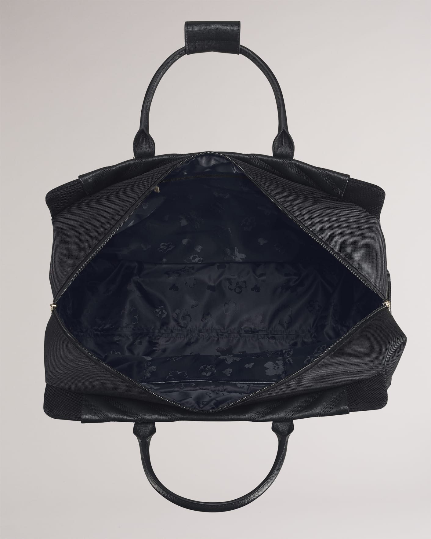 Petite valise à roulettes empiècement matelassé Ted Baker en coloris Noir Femme Sacs Sacs de voyage et valises 