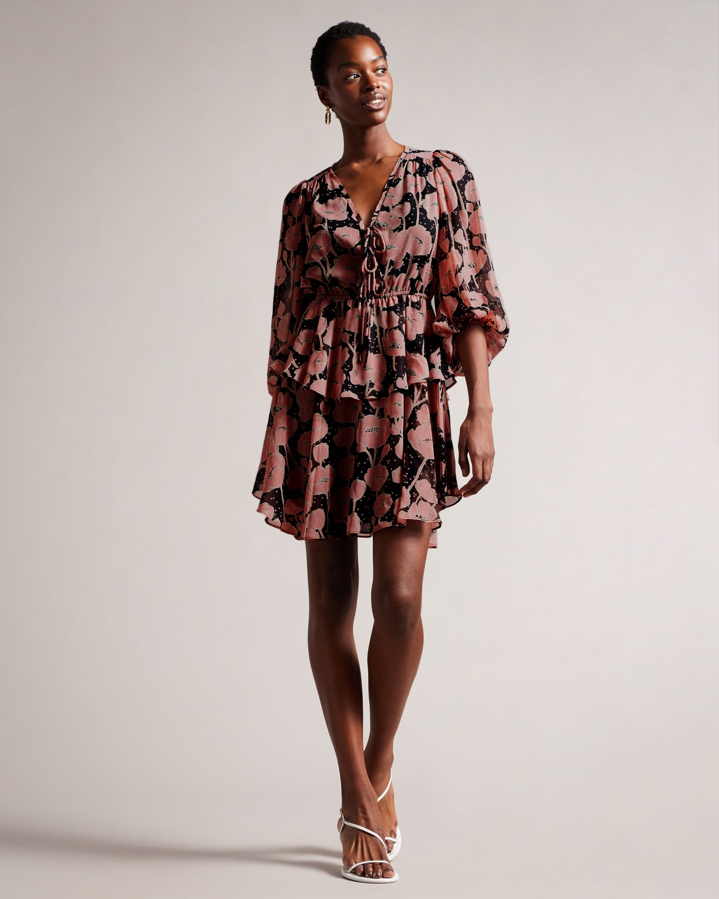 Mudret sammenholdt Maryanne Jones PRIANA - BLACK | Floral Dresses | Ted Baker US