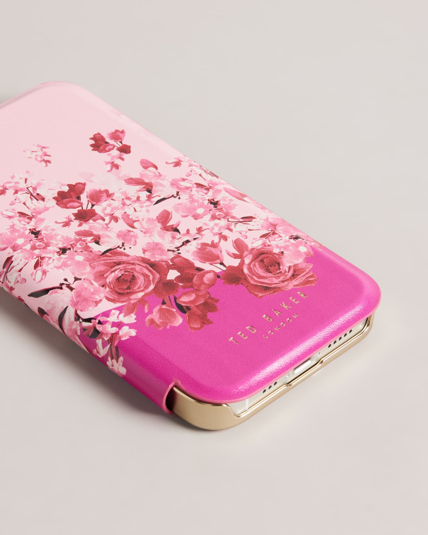 Ted Baker ALSTRO Pink Scattered Flowers Mirror Folio Phone Case for iP –  Proporta International