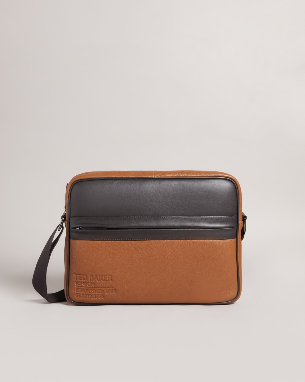 테드 베이커 Ted Baker Branded Leather Messenger Bag,Dark Tan