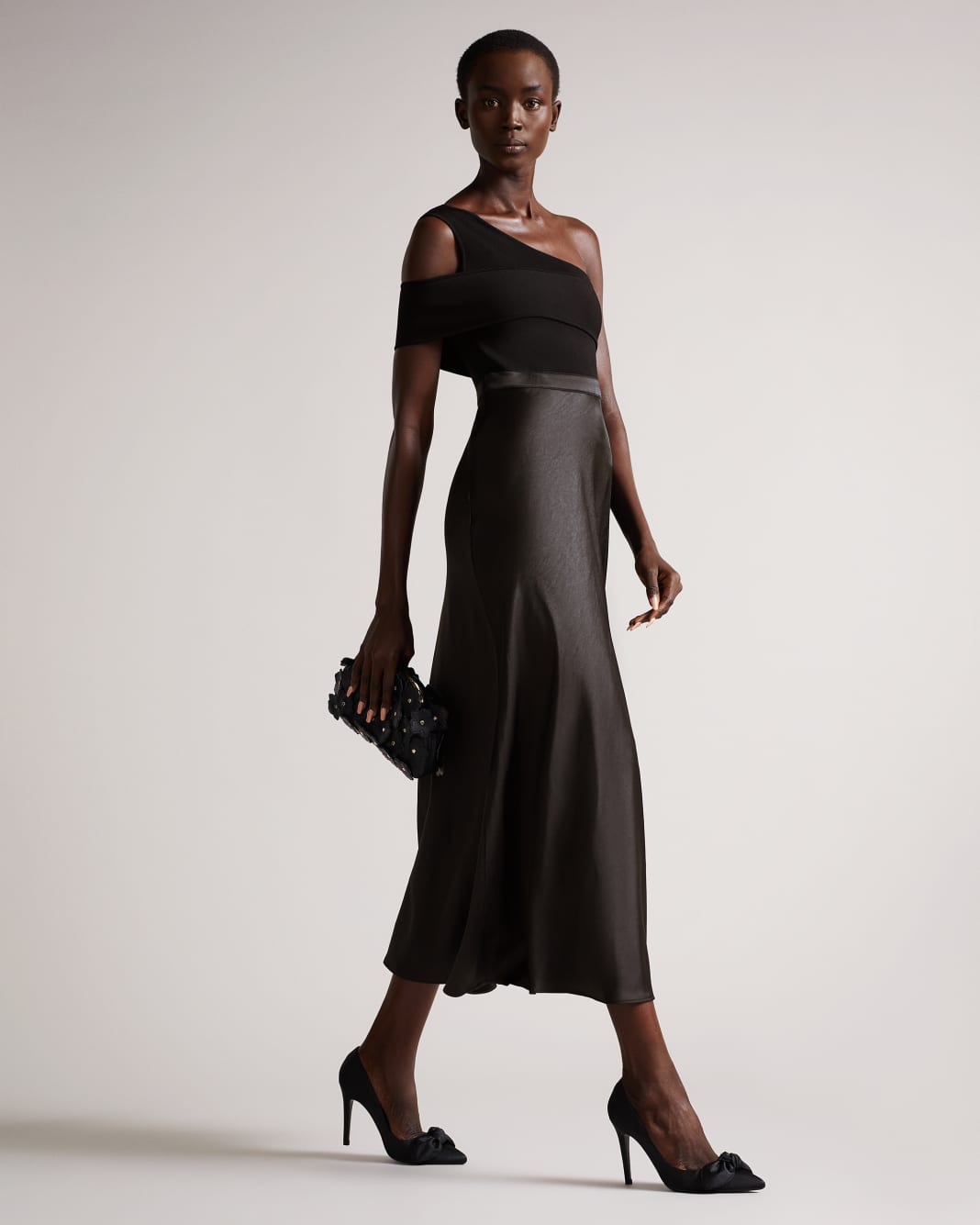 테드 베이커 원피스 Ted Baker Asymmetric Knit Bodice Dress With Satin Skirt,Black