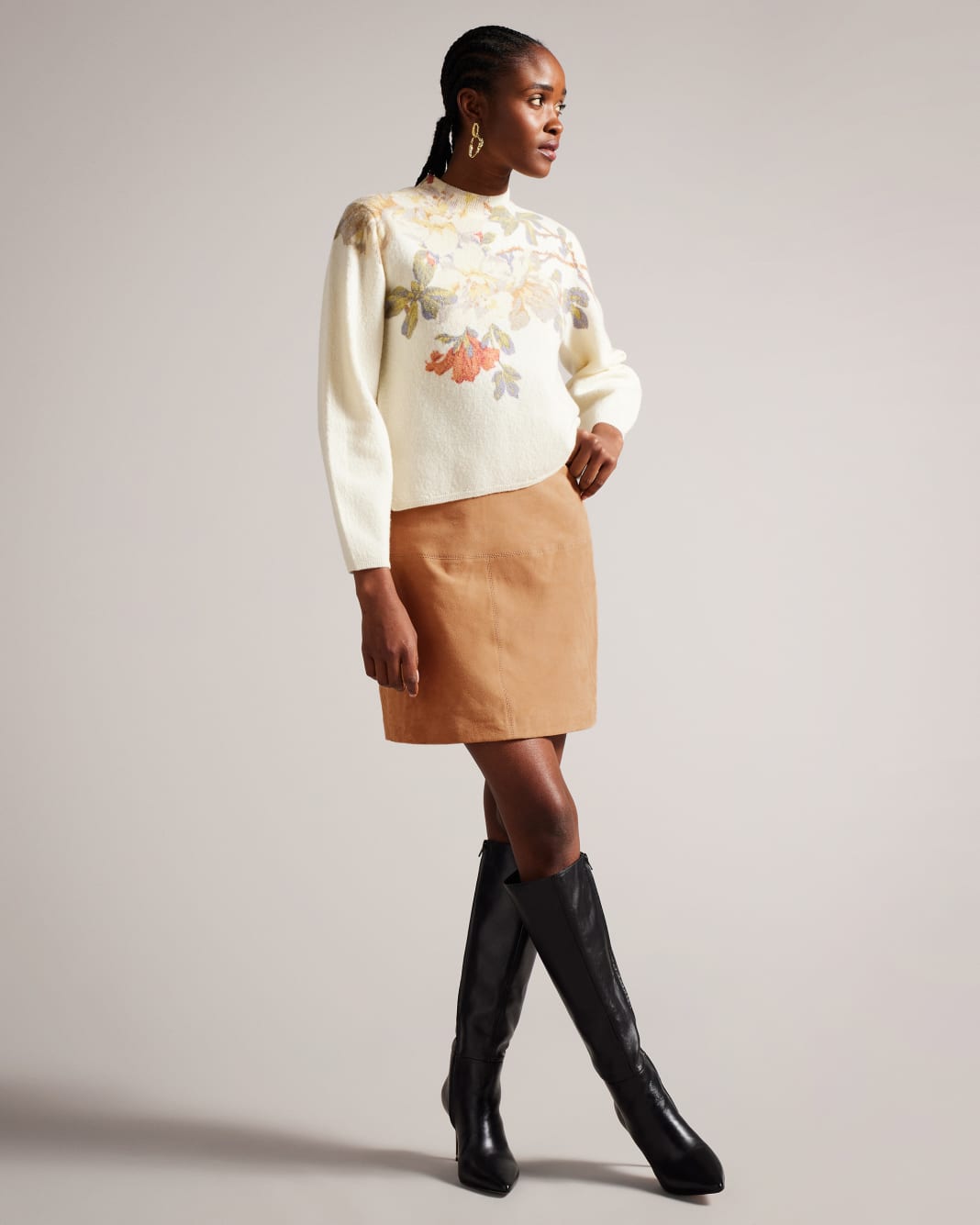 테드베이커 Tedbaker Suede A-Line Mini Skirt